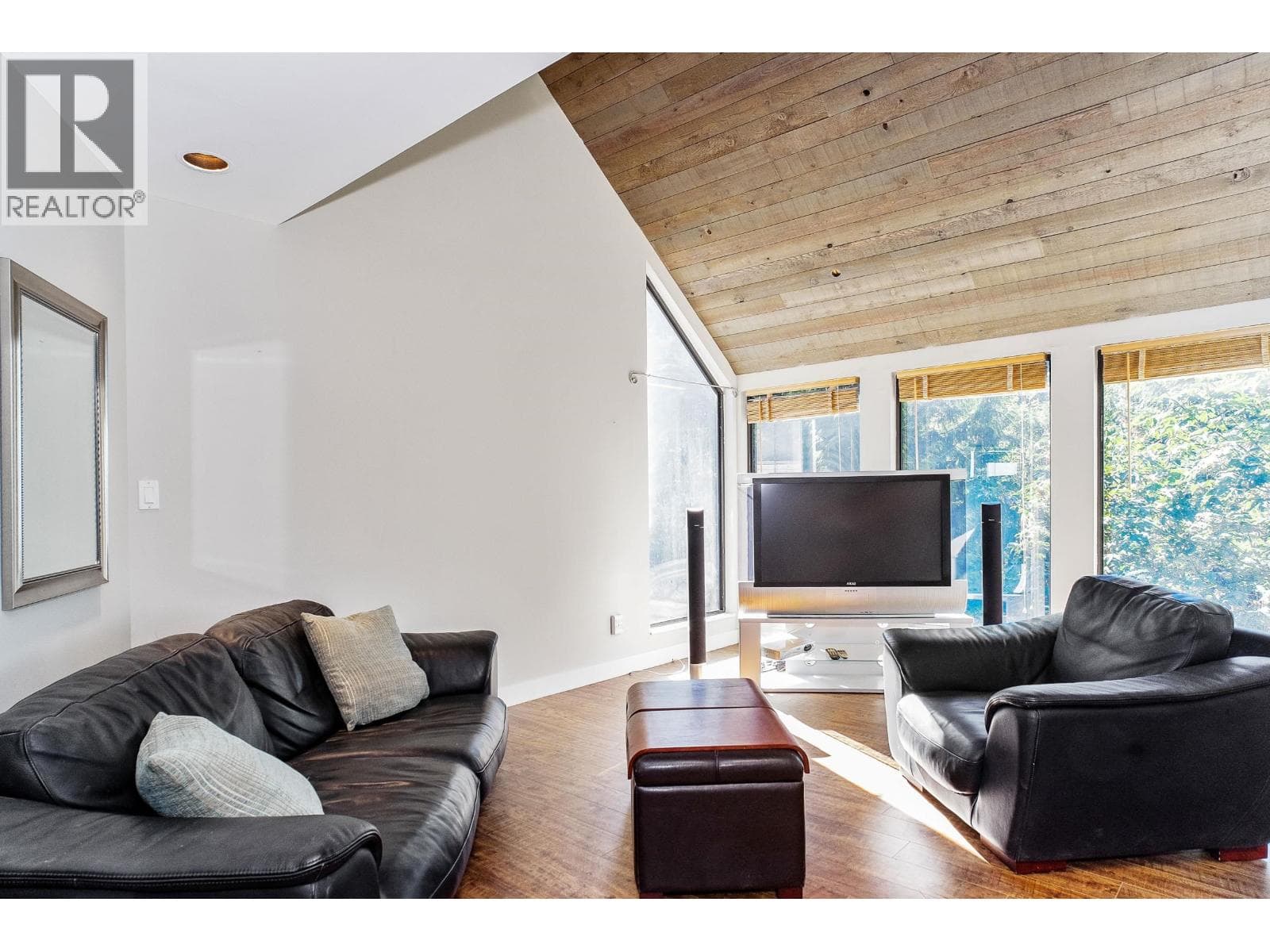 430 BAYVIEW ROAD in 