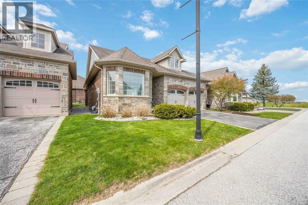 6758 ST ANDREWS CIRCLE Unit# 26, Sarnia — photo 2
