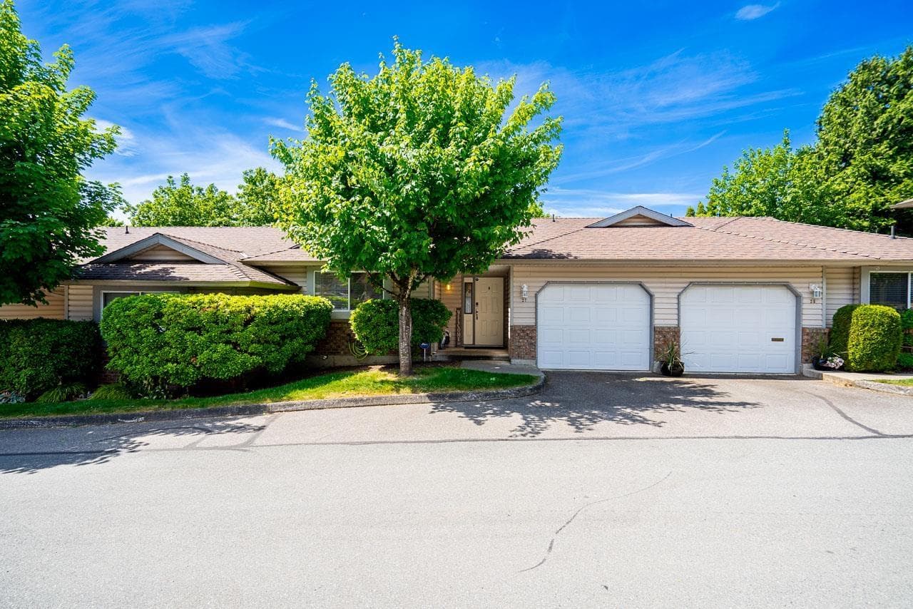 27 2023 WINFIELD DRIVE, Fraser Valley — photo 3