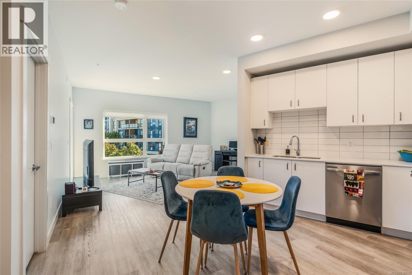 204 164 Alberni Hwy, Vancouver Island — photo 3