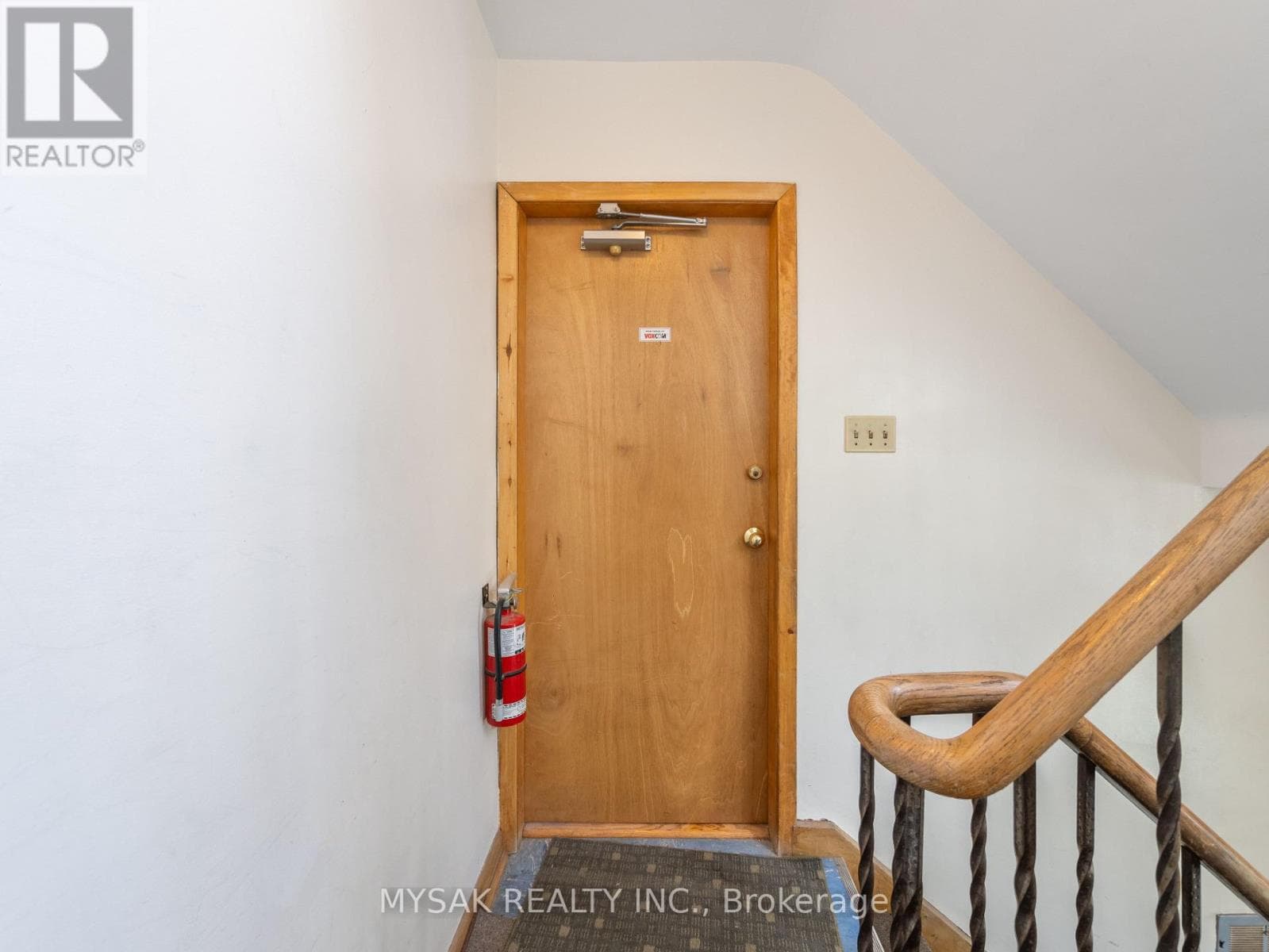 150 PARK STREET, Toronto — photo 4