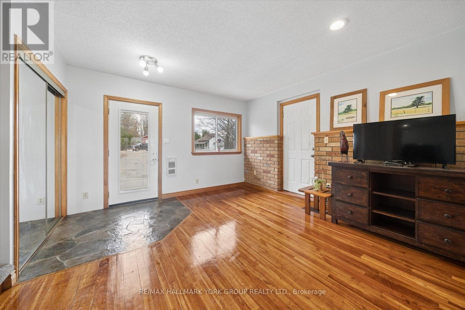 61 CONCESSION RD 3, Toronto — photo 5