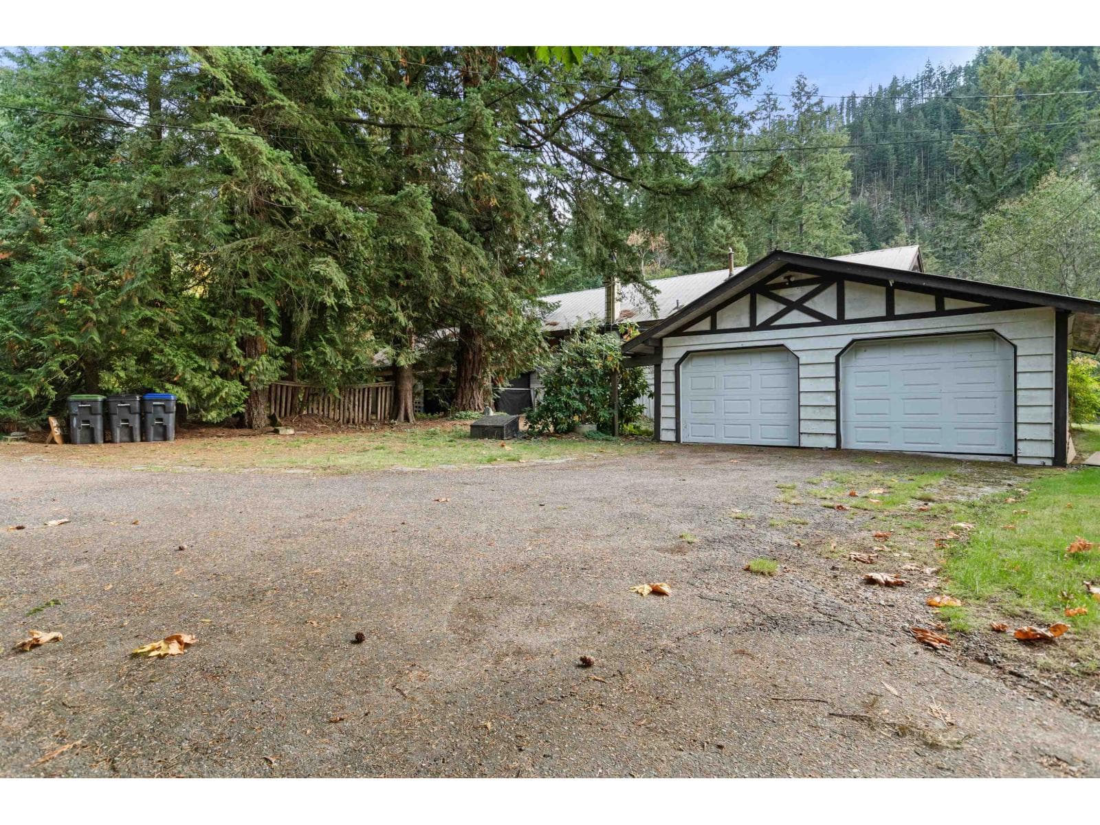 63491 FLOOD HOPE ROAD, Hope, Chilliwack — photo 2