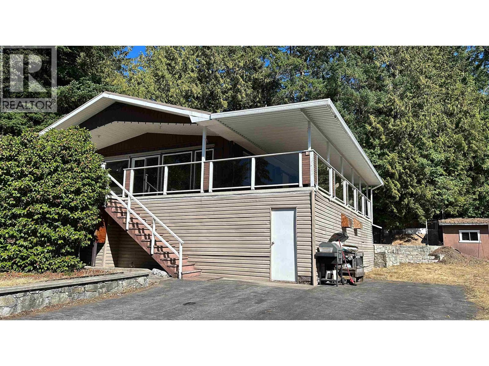 5092 JOHNSTONE ROAD in 