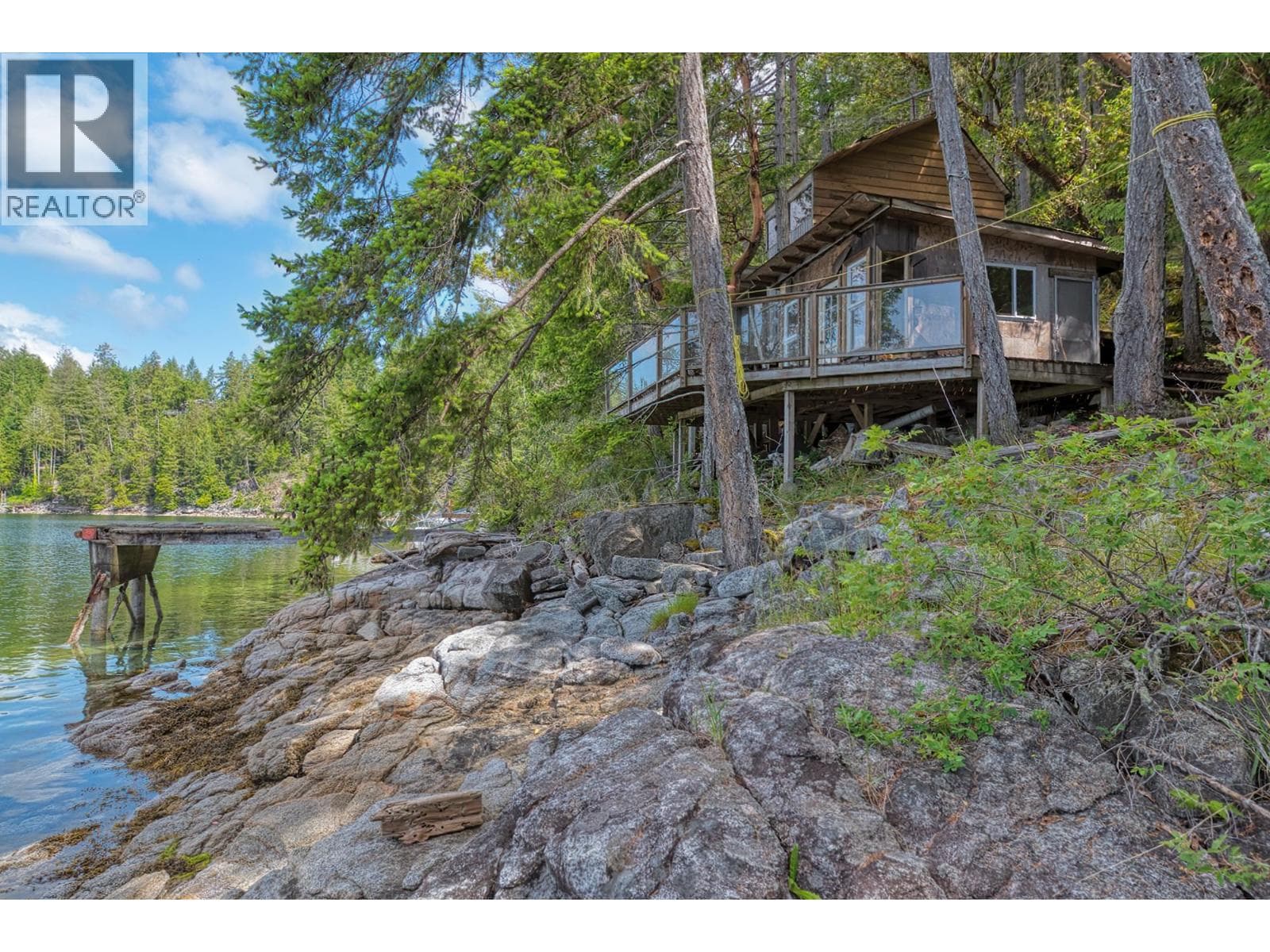 6761 SANDY HOOK TRAIL, Greater Vancouver — photo 2