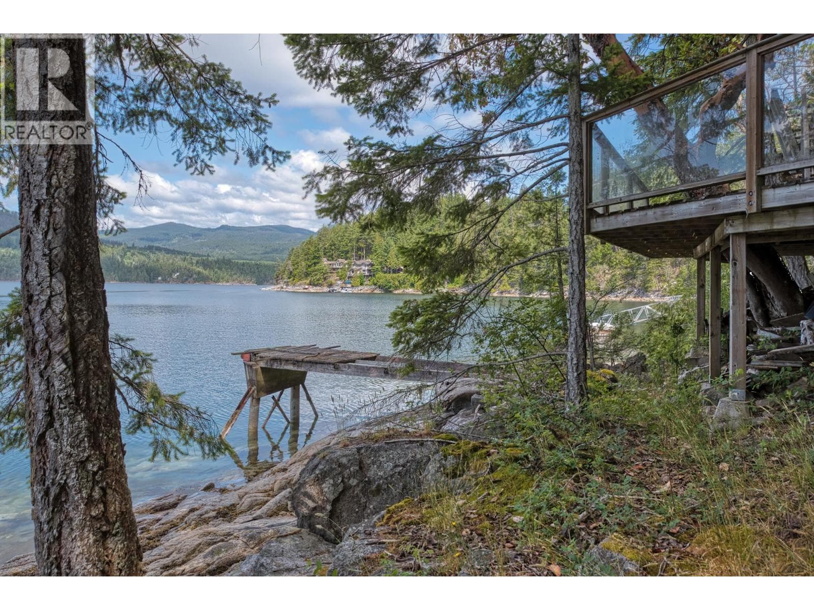 6761 SANDY HOOK TRAIL, Greater Vancouver — photo 3