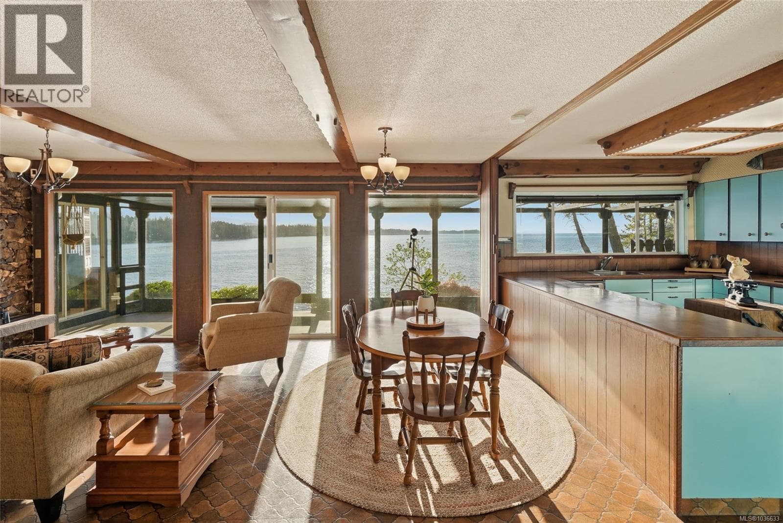 B 1571 Brynmarl Rd, Vancouver Island — photo 3