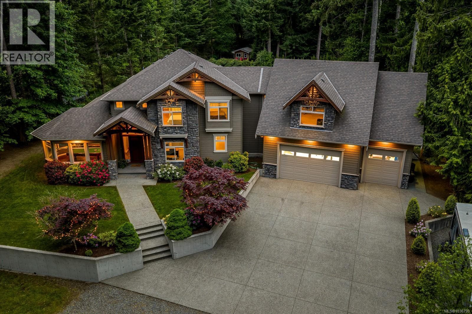 1331 Hudson Rd in 