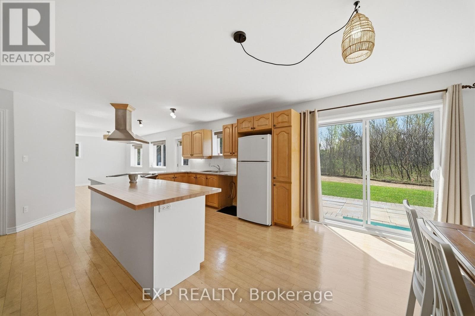 568 LAKE GEORGE ROAD in 