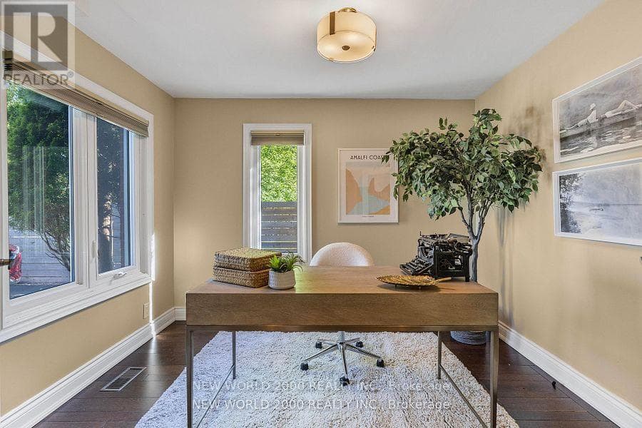 245 LAKELAND CRESCENT, Toronto — photo 3
