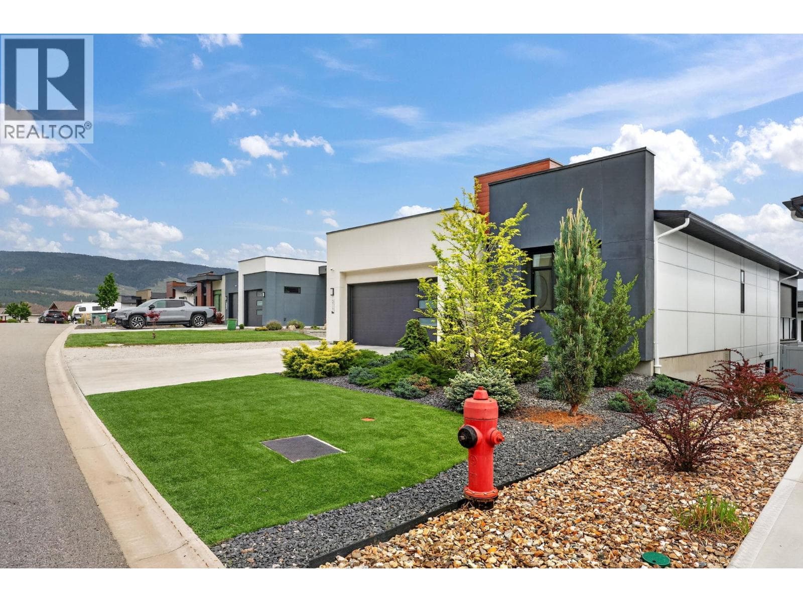 3717 ASTORIA DRIVE, Interior REALTORS® — photo 3