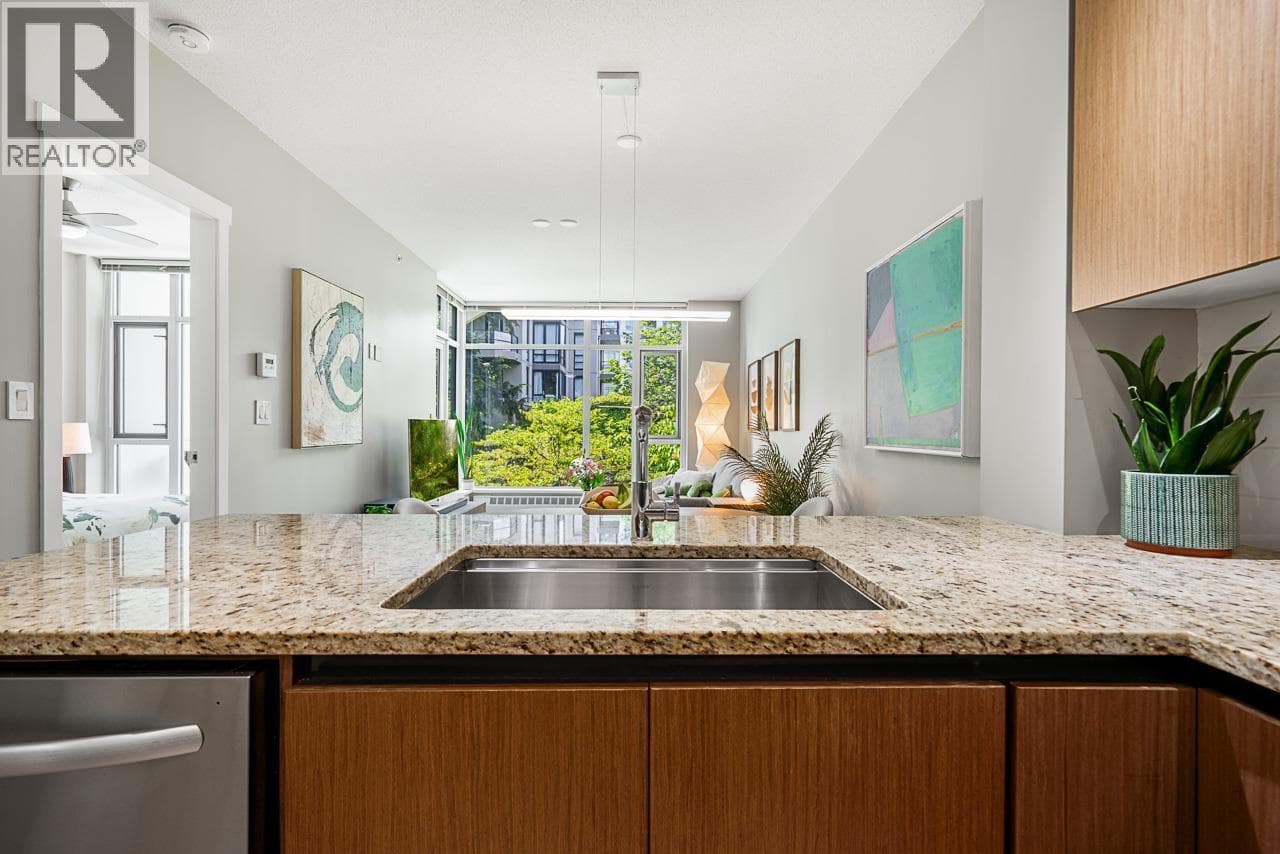 202 135 W 2ND STREET, Greater Vancouver — photo 4