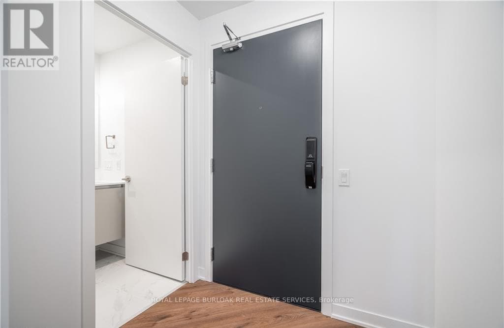 395 DUNDAS Street W Unit# 801, Toronto — photo 3