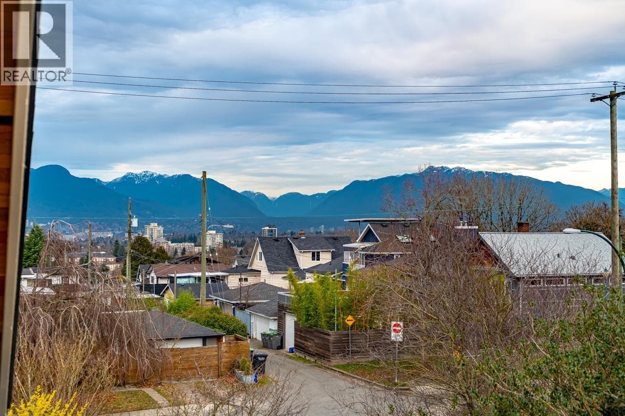 1 5355 INVERNESS STREET, Greater Vancouver — photo 4