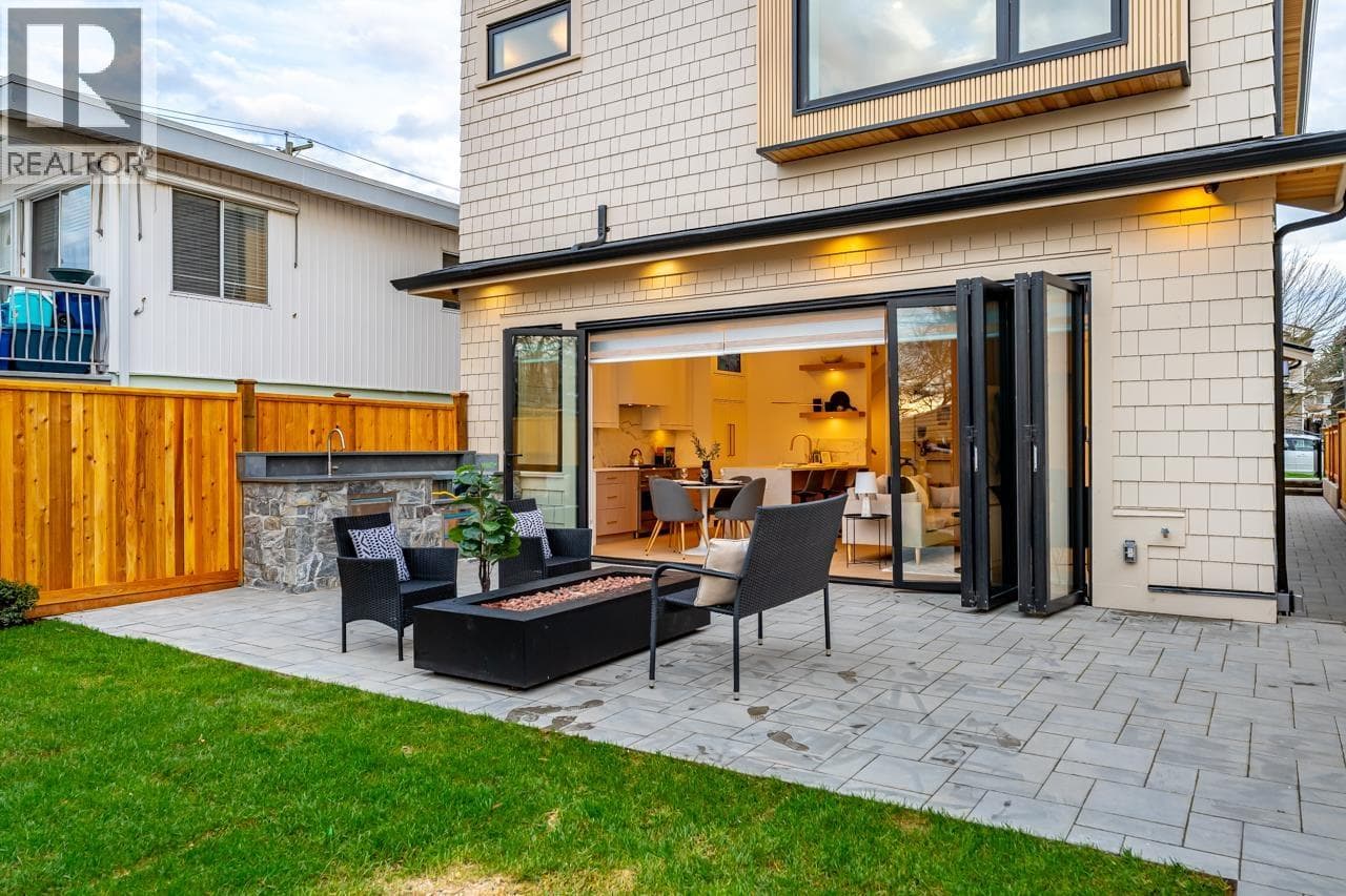 2 5355 INVERNESS STREET, Greater Vancouver — photo 3