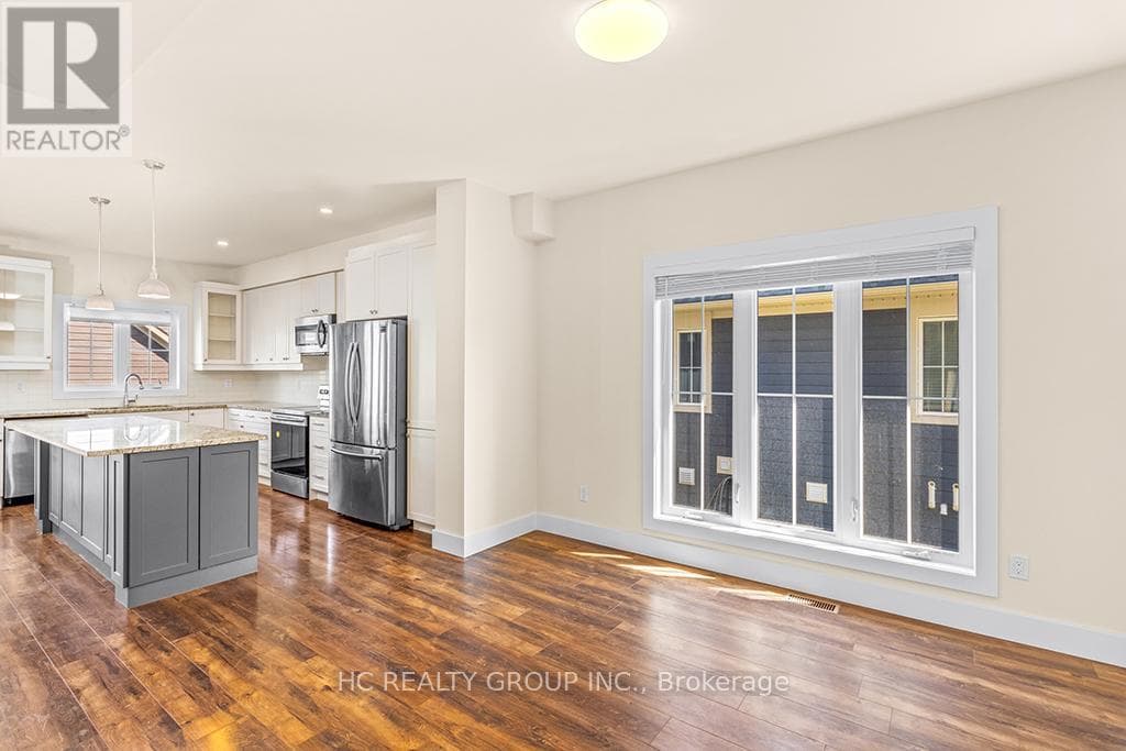 181 YELLOW BIRCH CRESCENT, Toronto — photo 5