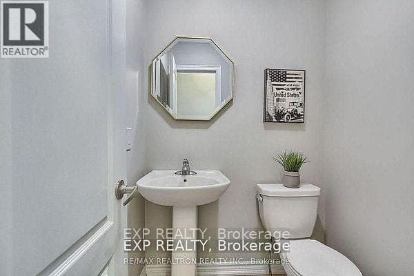 41 DENEB STREET, Toronto — photo 4