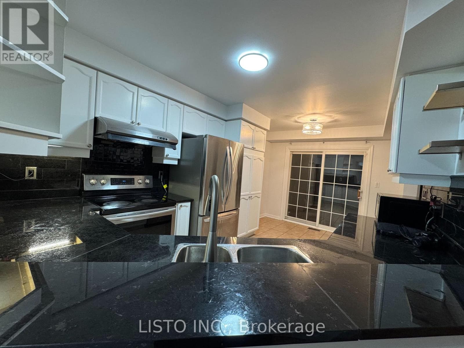 128 SWEETWOOD CIRCLE, Toronto — photo 3