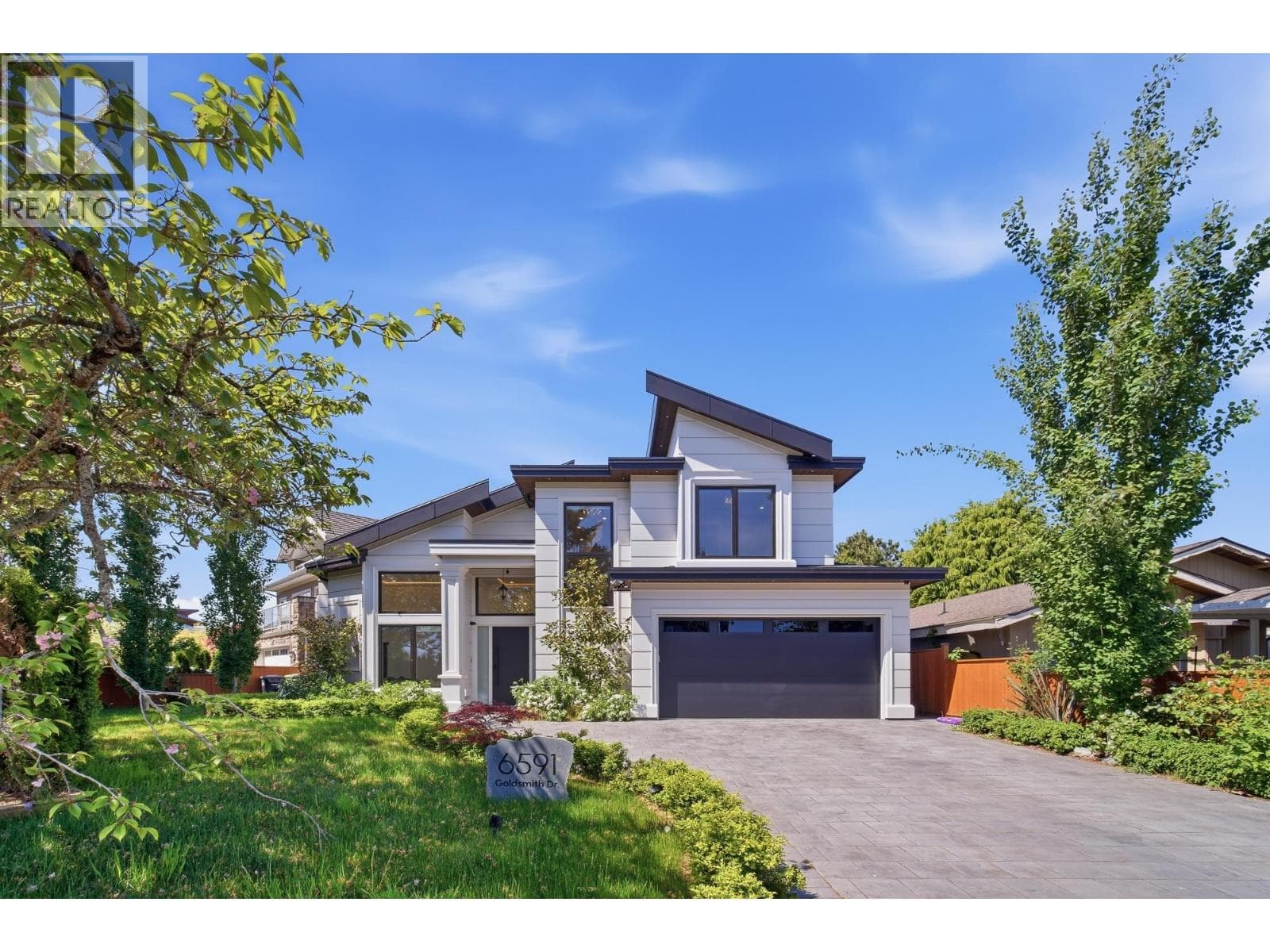 6591 GOLDSMITH DRIVE in Blundell