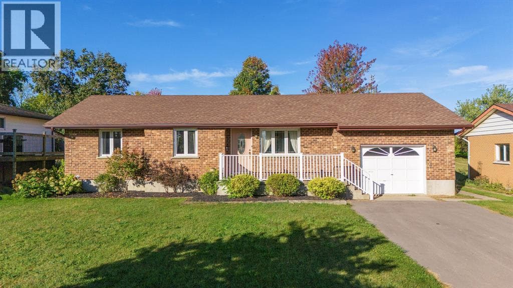3317 RIVER STREET, Sarnia — photo 2