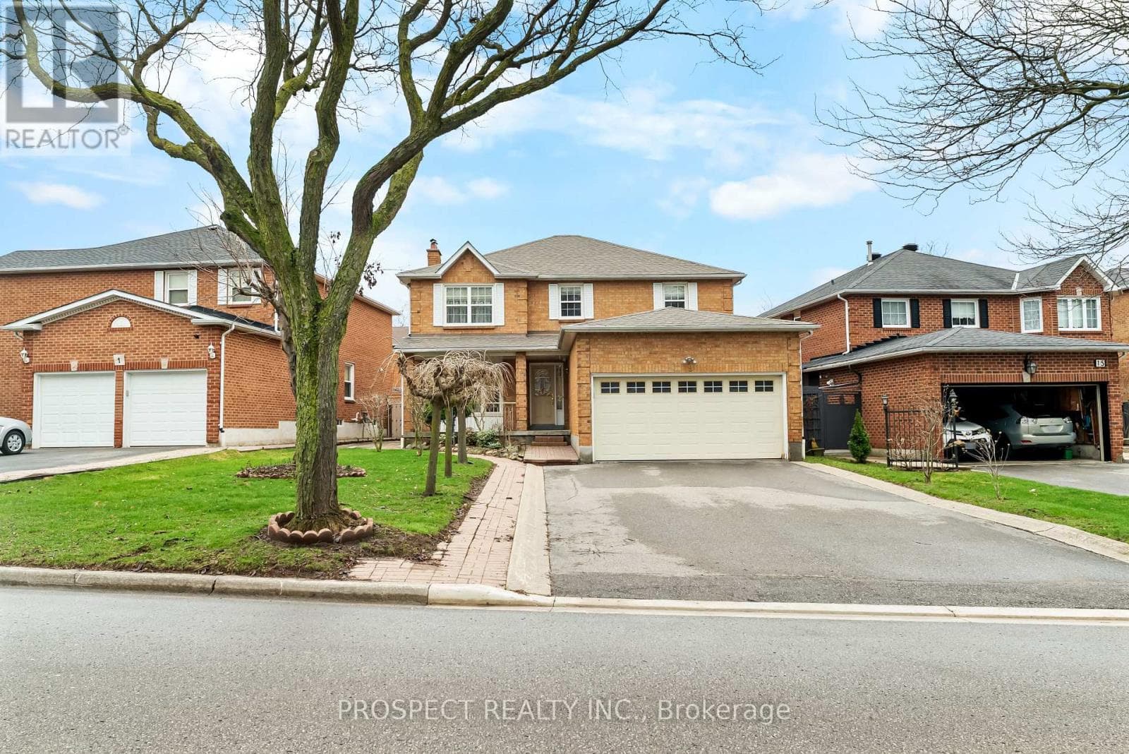 9 WHEATLEY ROAD in Maple