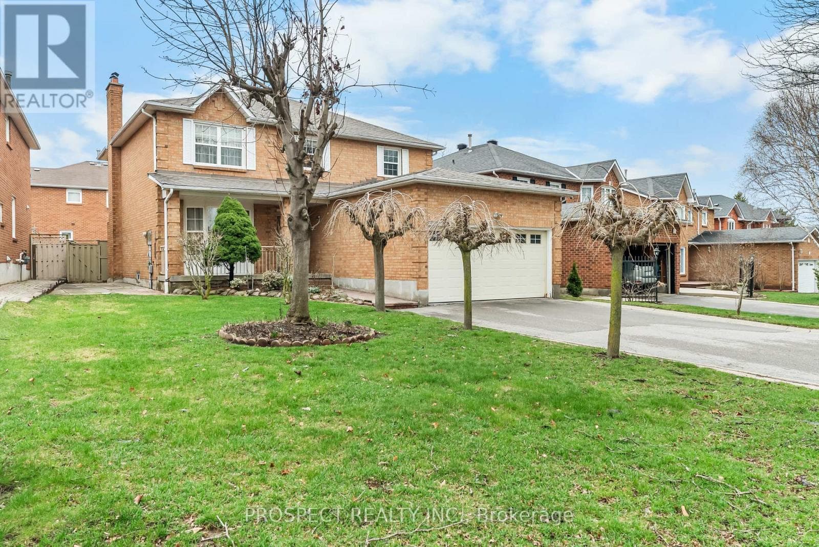 9 WHEATLEY ROAD, Toronto — photo 2