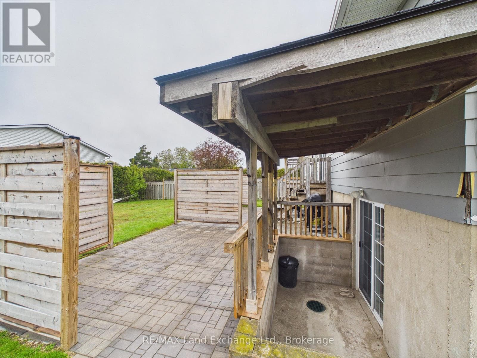 490 ST ALBERT STREET, OnePoint — photo 4