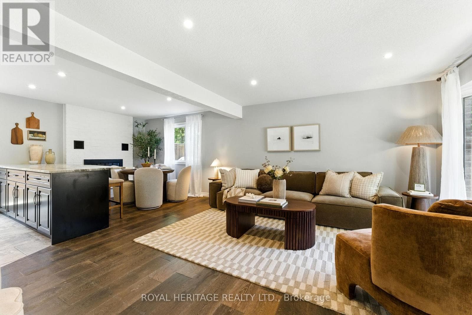 35 ASPEN VALLEY CRESCENT, Central Lakes — photo 5