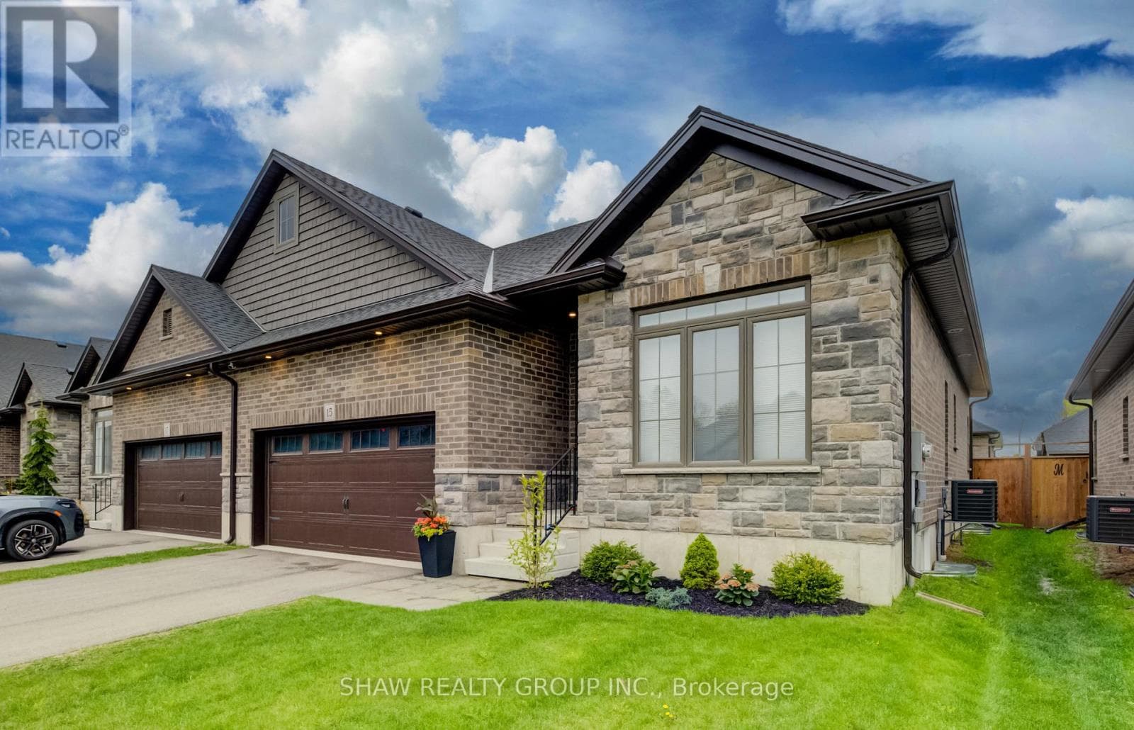 15 MATHESON CRESCENT, Toronto — photo 3