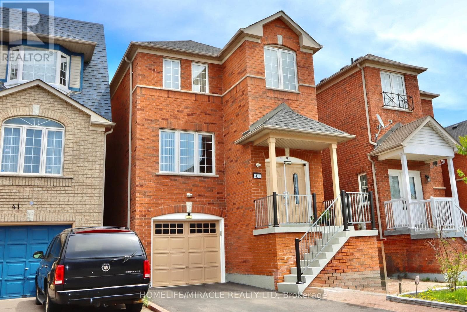 43 CARANCI CRESCENT, Toronto — photo 2