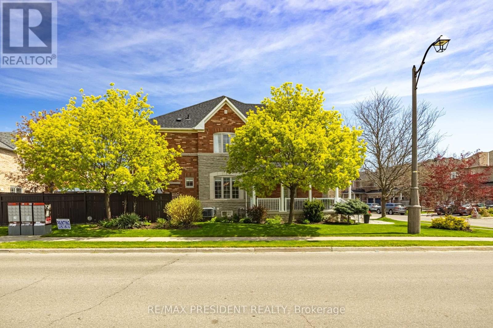 75 BLUFFWOOD CRESCENT, Toronto — photo 4