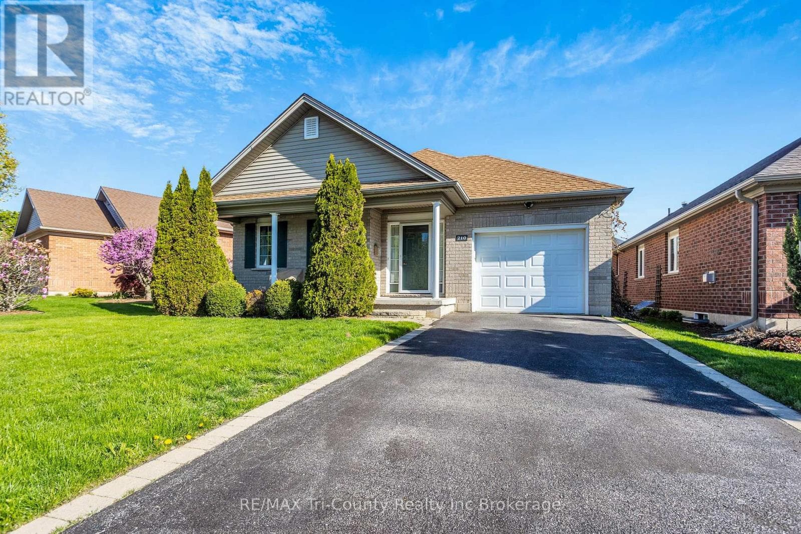 210 BALDWIN STREET, Woodstock-Ingersoll-Tillsonburg — photo 2