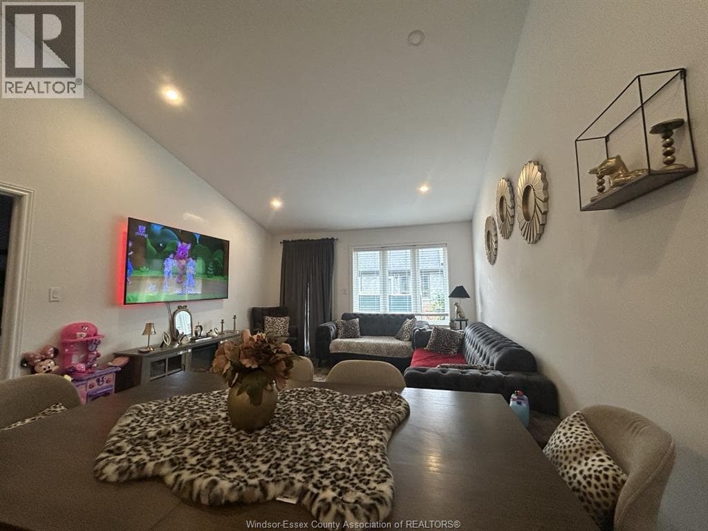 3639 HALLEE CRESCENT, Windsor — photo 3