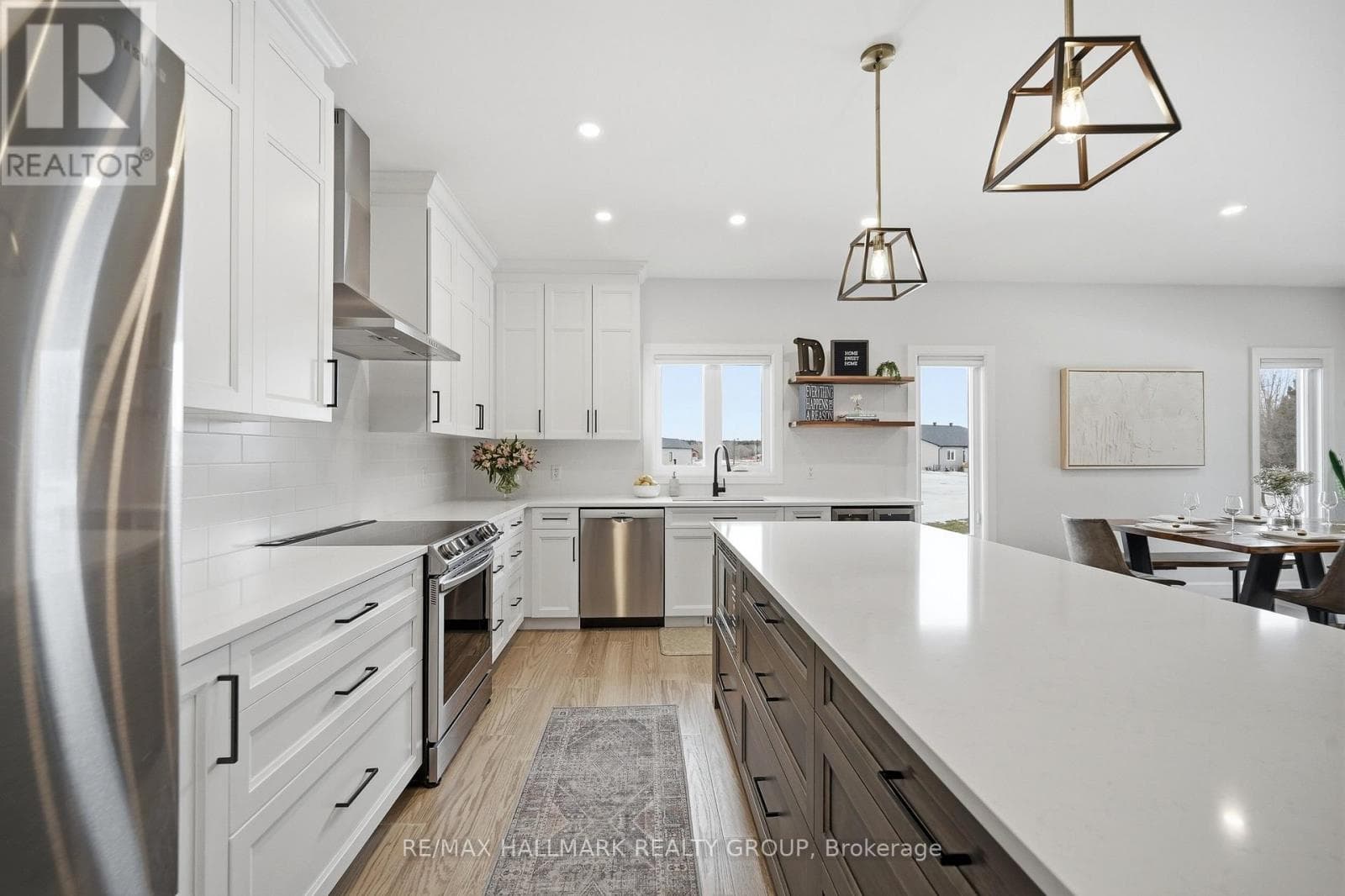 21 MAXIME COURT, Ottawa — photo 4