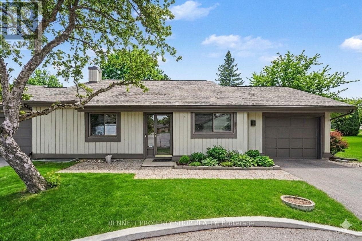 12 LAUREL VALLEY COURT in STITTSVILLE