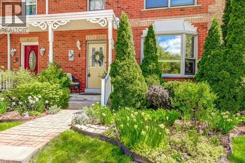 4 EDGEWATER DRIVE, Cornerstone — photo 3