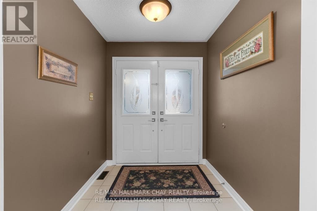 82 BISHOP DRIVE, Toronto — photo 2