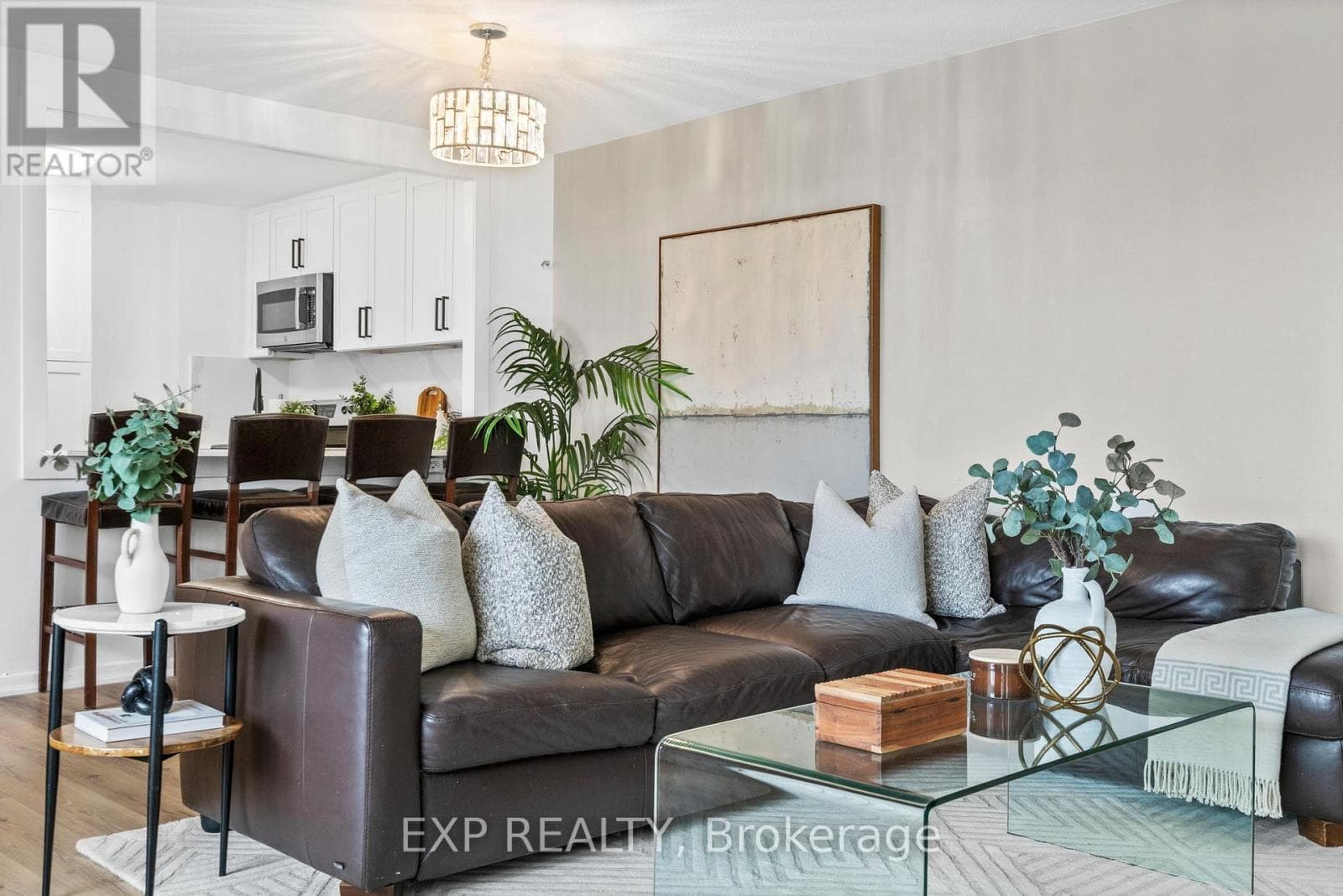 905 - 2323 CONFEDERATION PARKWAY in Cooksville