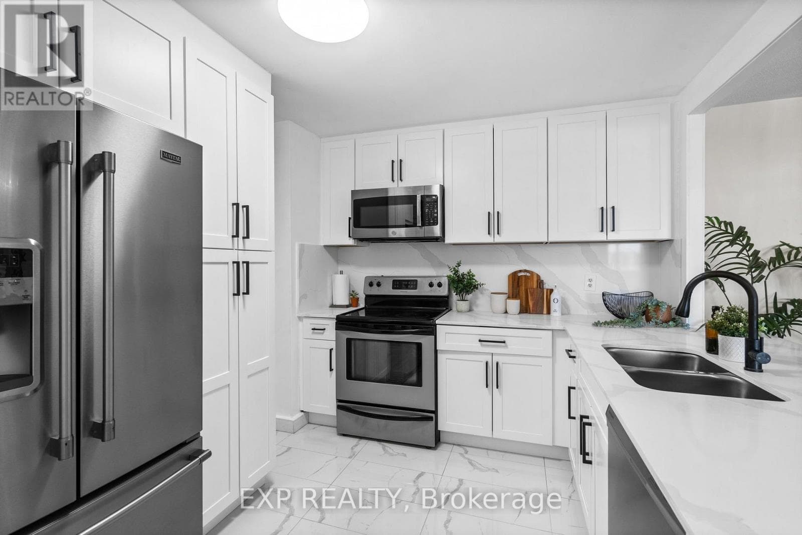 905 - 2323 CONFEDERATION PARKWAY, Toronto — photo 5