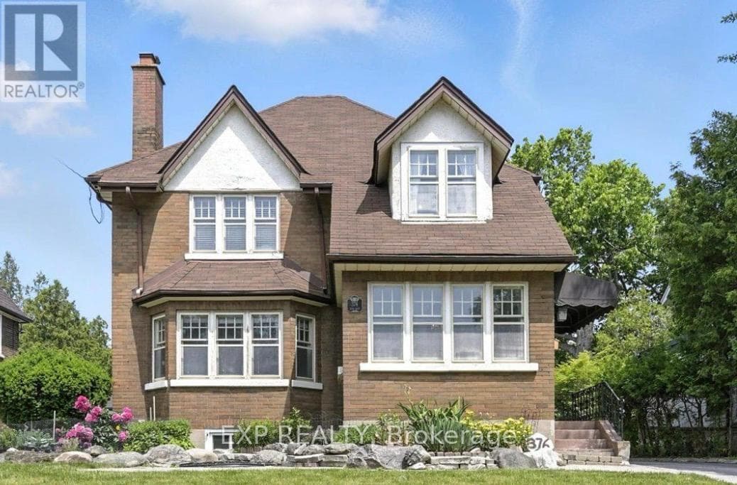 376 KING STREET EAST in O'NEILL