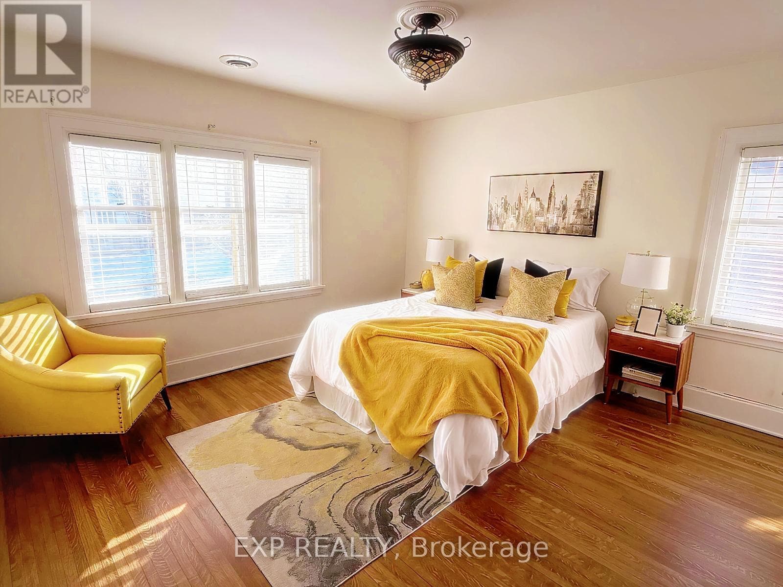 376 KING STREET EAST, Toronto — photo 2
