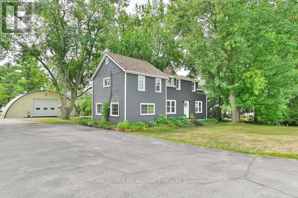 425 ROSEBUSH ROAD, Central Lakes — photo 2