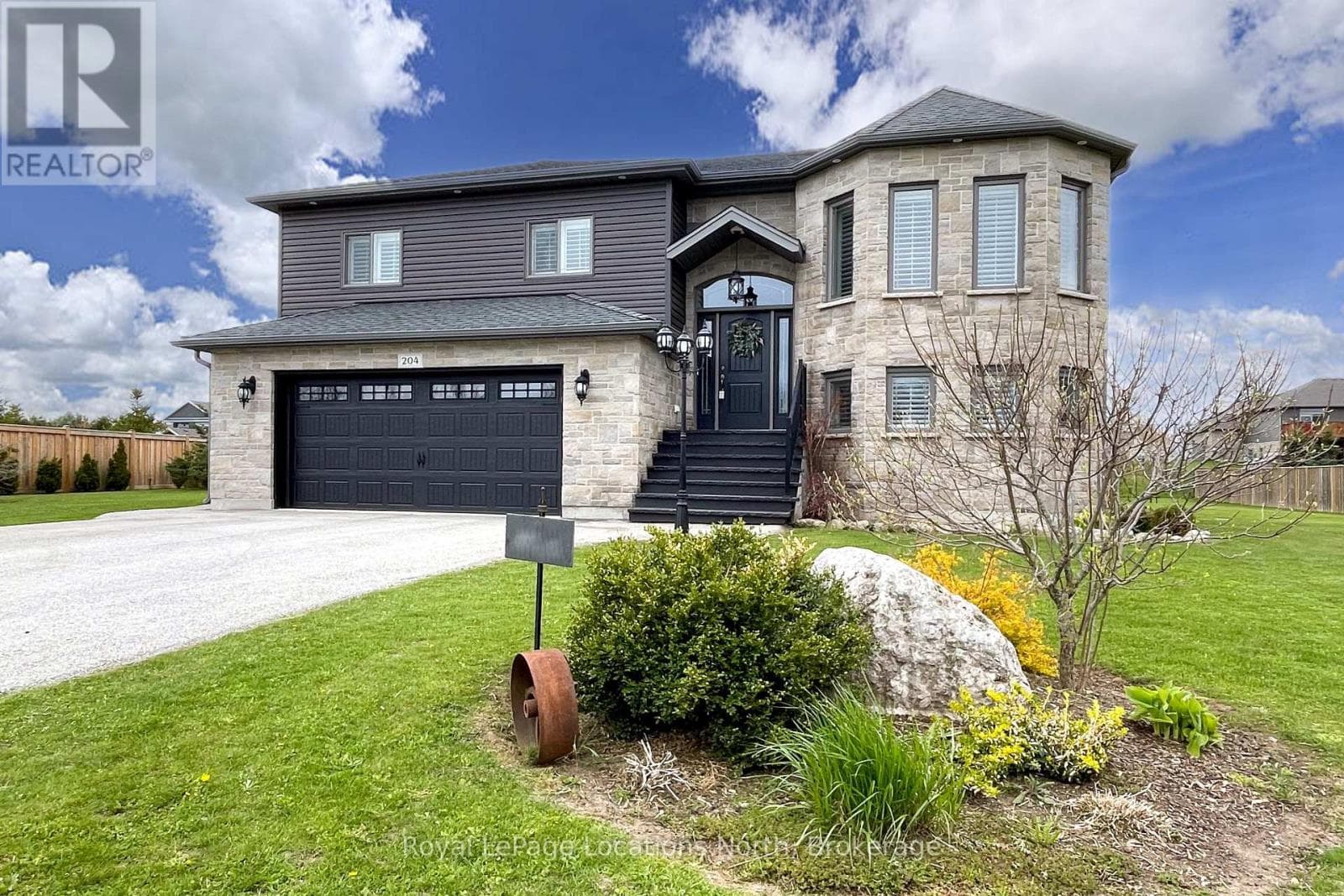 204 MACTAY DRIVE, OnePoint — photo 3