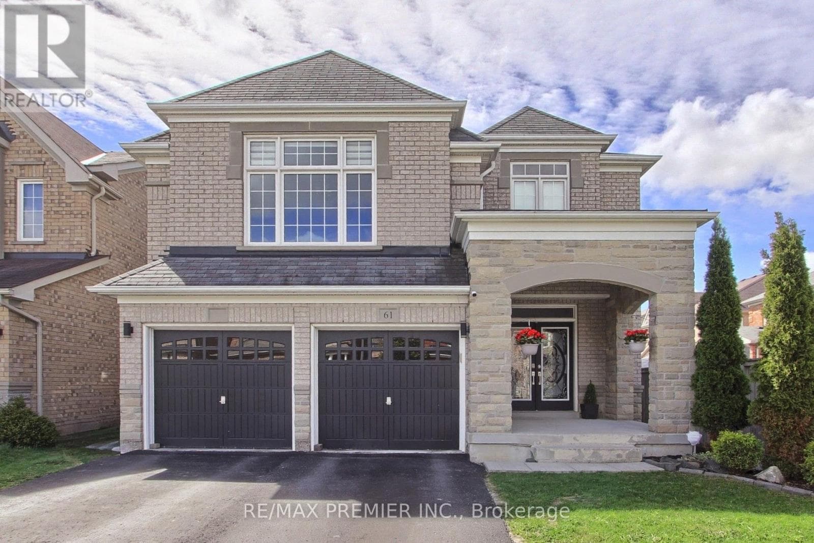 61 TIGERTAIL CRESCENT, Toronto — photo 2