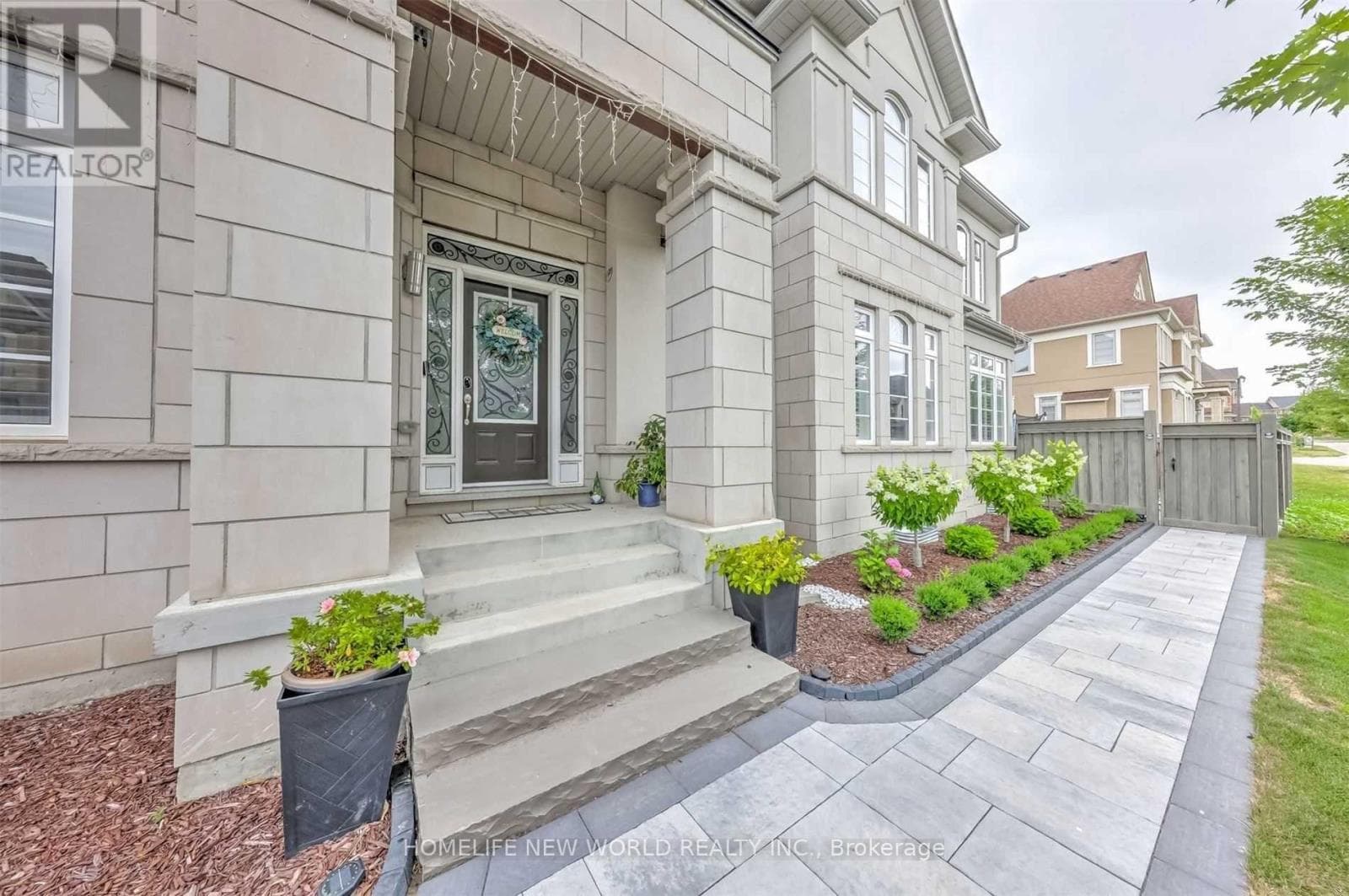48 ROY HARPER AVENUE, Toronto — photo 2