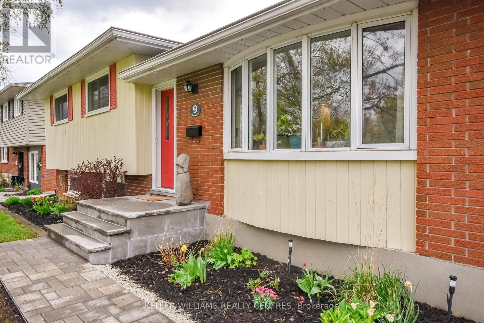 9 FERGUSON ROAD, Toronto — photo 3