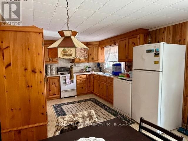 480 KENNEDY DRIVE, Central Lakes — photo 5