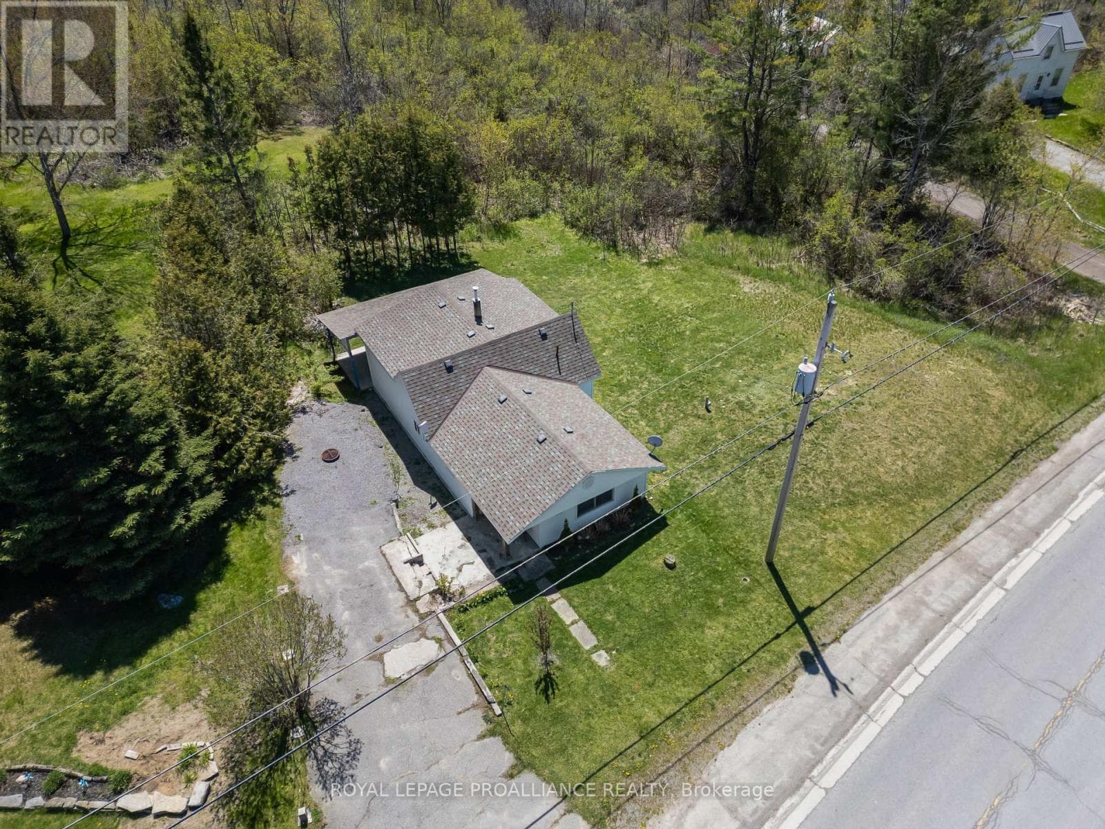 192 CROOKSTON ROAD, Central Lakes — photo 4