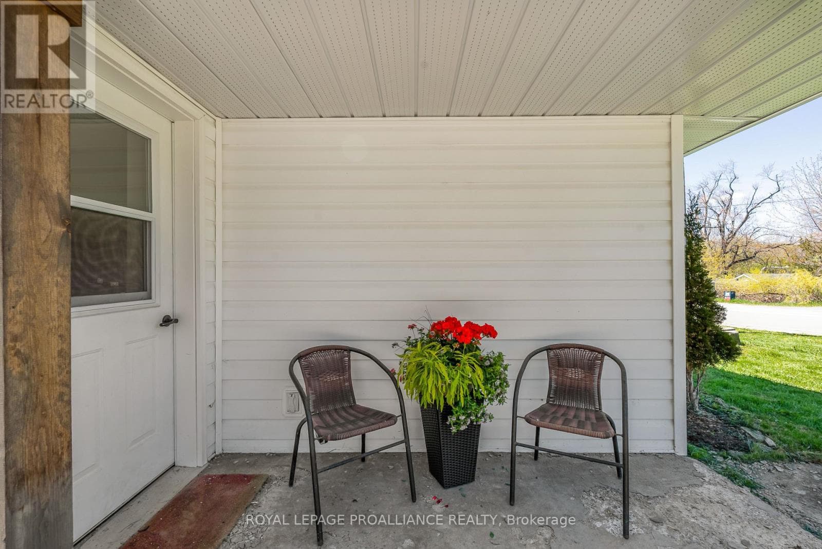 192 CROOKSTON ROAD, Central Lakes — photo 5