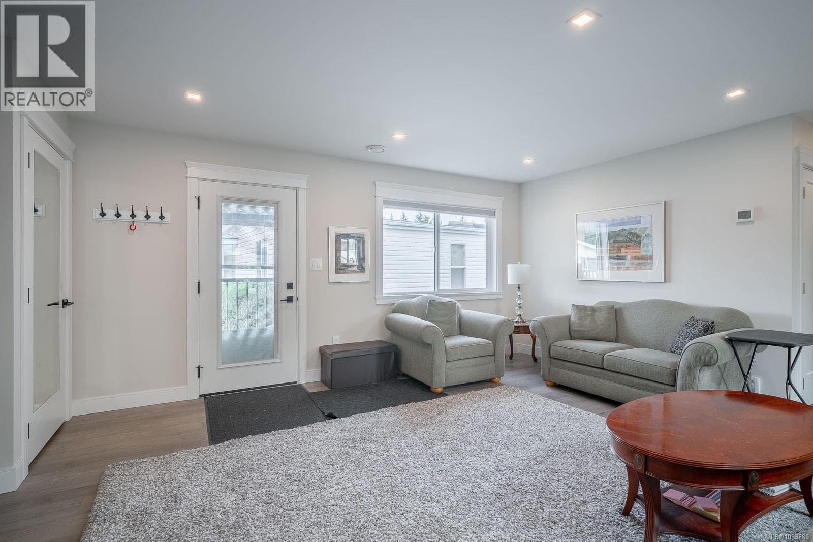 61 6325 Metral Dr, Vancouver Island — photo 3